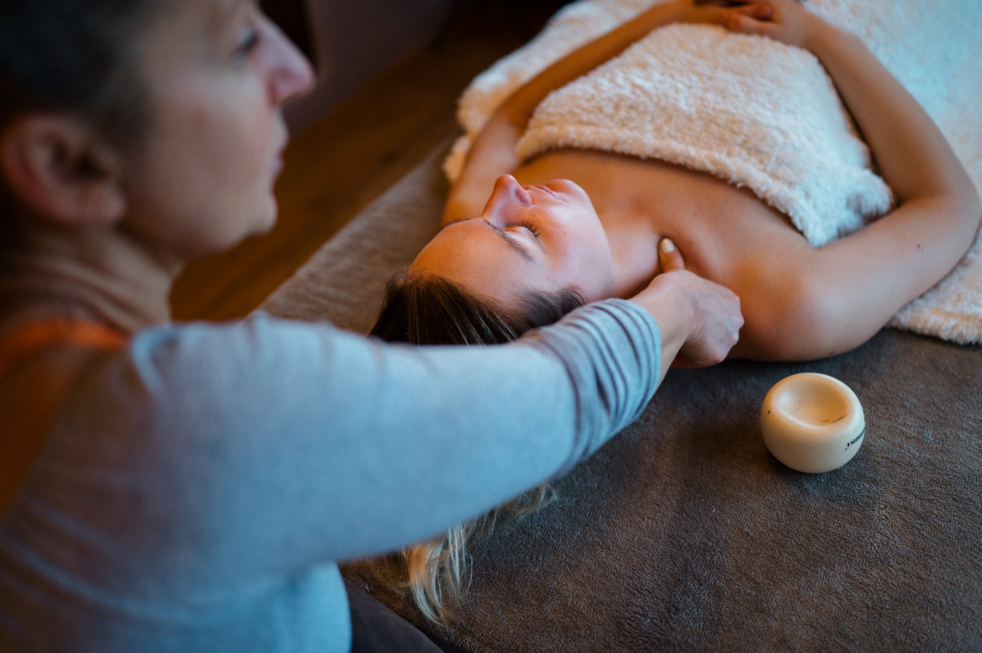 Head, Neck, and Face Rejuvenation Massage