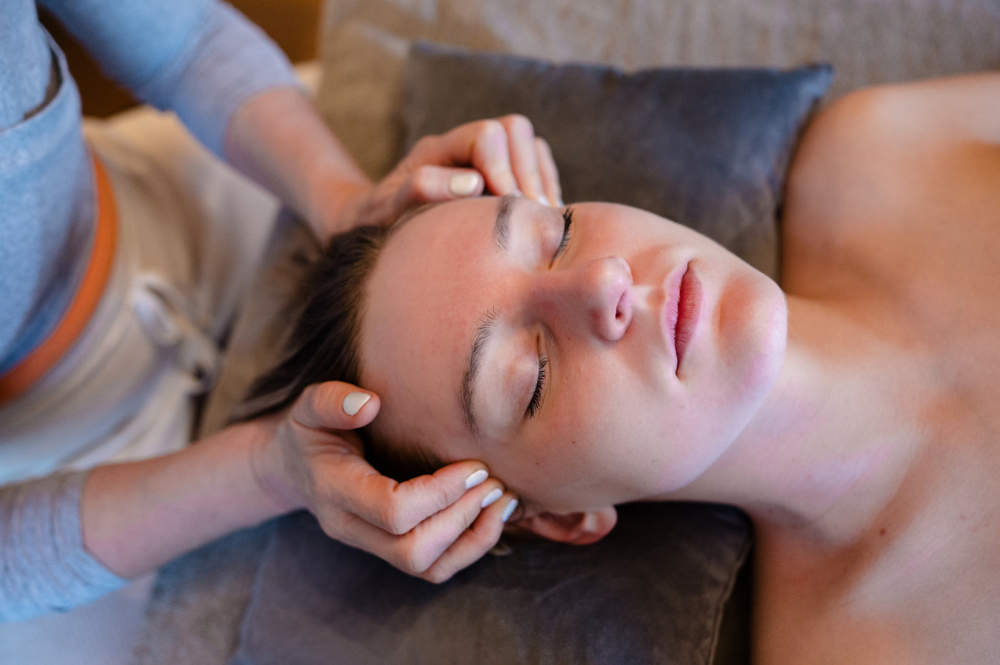 Chinese Facial Acupressure Massage: A Holistic Approach to Wellness