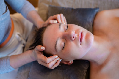 Chinese Facial Acupressure Massage: A Holistic Approach to Wellness